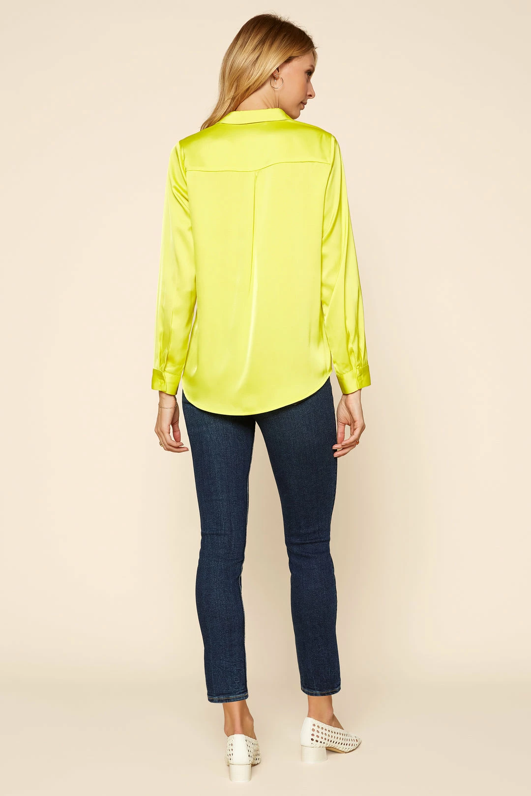 SKIES ARE BLUE Clothing Satin Button Down Shirt 8 SKIES ARE BLUE Clothing Satin Button Down Shirt