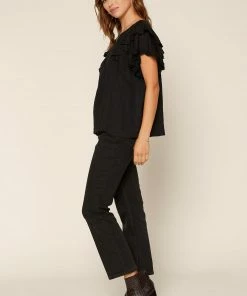 SKIES ARE BLUE Lace Trim Ruffled Top 12 SKIES ARE BLUE Lace Trim Ruffled Top