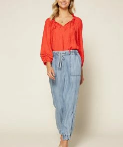 SKIES ARE BLUE Jacquard Pleated Blouse Clothing