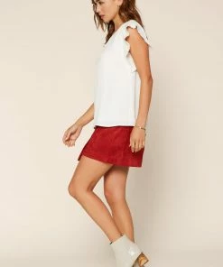 SKIES ARE BLUE Clothing Pleated Short Sleeve Top 8 SKIES ARE BLUE Clothing Pleated Short Sleeve Top