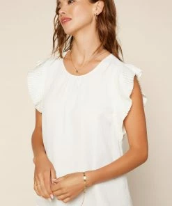 SKIES ARE BLUE Clothing Pleated Short Sleeve Top