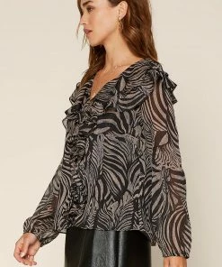 SKIES ARE BLUE Marla Animal Print Top