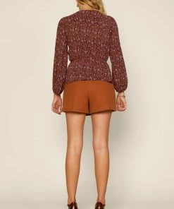 SKIES ARE BLUE Floral Motif Blouse Clothing 9 SKIES ARE BLUE Floral Motif Blouse Clothing