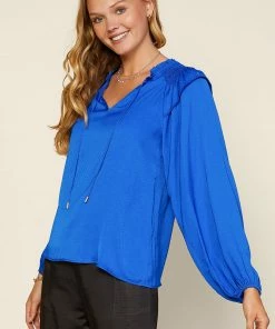 SKIES ARE BLUE Long Sleeve Smocked Top