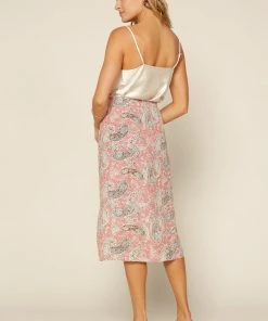 SKIES ARE BLUE Clothing Pink Paisley Ruched Skirt