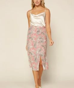 SKIES ARE BLUE Clothing Pink Paisley Ruched Skirt