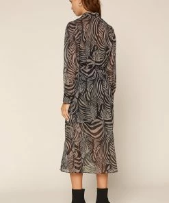 SKIES ARE BLUE Animal Print Button Down Dress 13 SKIES ARE BLUE Animal Print Button Down Dress