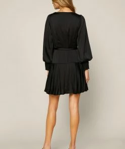 SKIES ARE BLUE Clothing Surplice Wrap Mini Dress 8 SKIES ARE BLUE Clothing Surplice Wrap Mini Dress