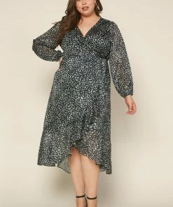 SKIES ARE BLUE Plus Size - Lorelei Leopard Wrap Dress 14 SKIES ARE BLUE Plus Size - Lorelei Leopard Wrap Dress