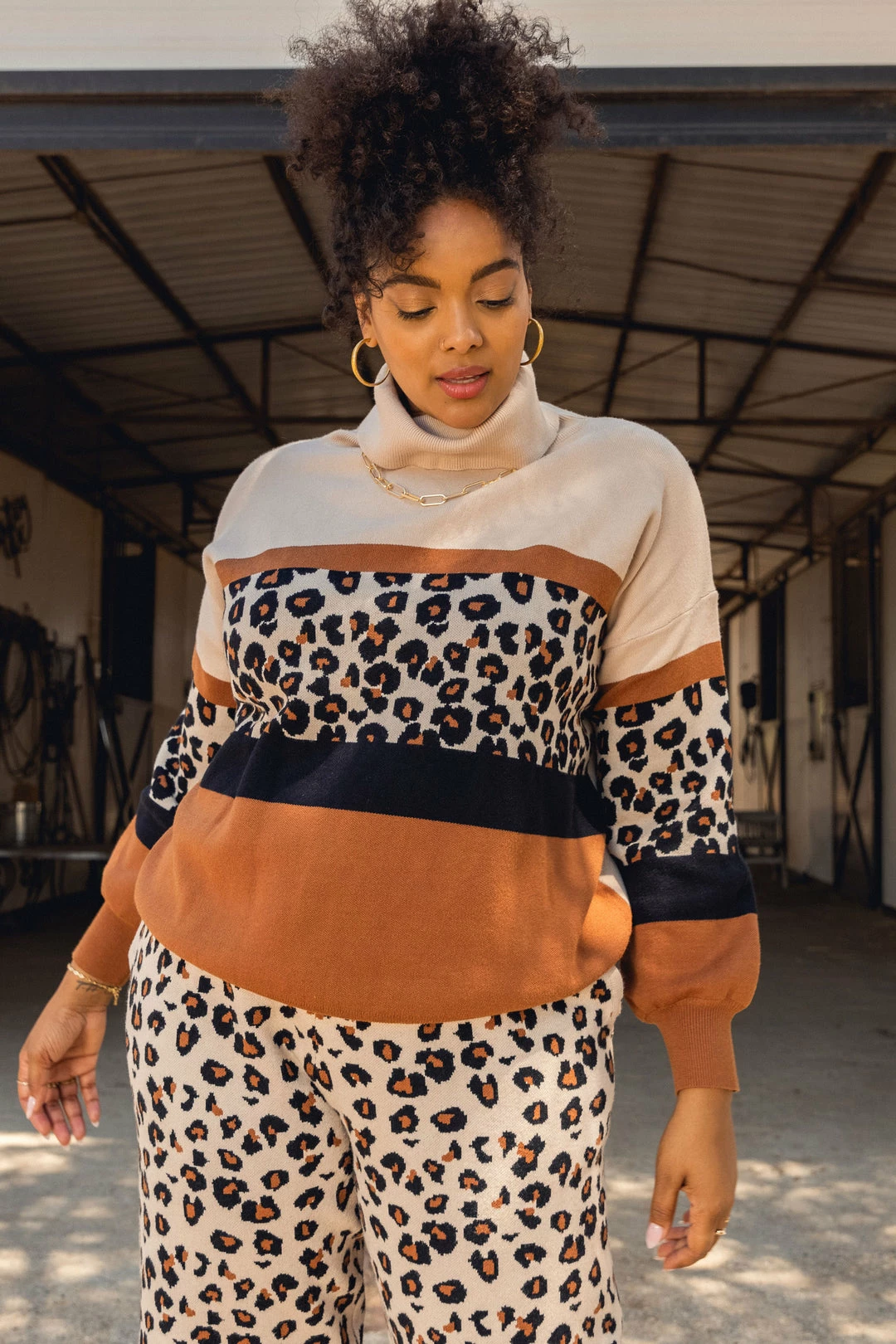 SKIES ARE BLUE Plus Size - Cassidy Leopard Colorblock Sweater 3 SKIES ARE BLUE Plus Size - Cassidy Leopard Colorblock Sweater