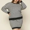 SKIES ARE BLUE Clothing Plus Size - Houndstooth Pullover Sweater 1 SKIES ARE BLUE Clothing Plus Size - Houndstooth Pullover Sweater