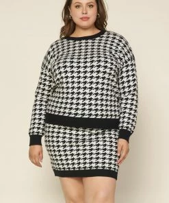 SKIES ARE BLUE Clothing Plus Size - Houndstooth Pullover Sweater 7 SKIES ARE BLUE Clothing Plus Size - Houndstooth Pullover Sweater