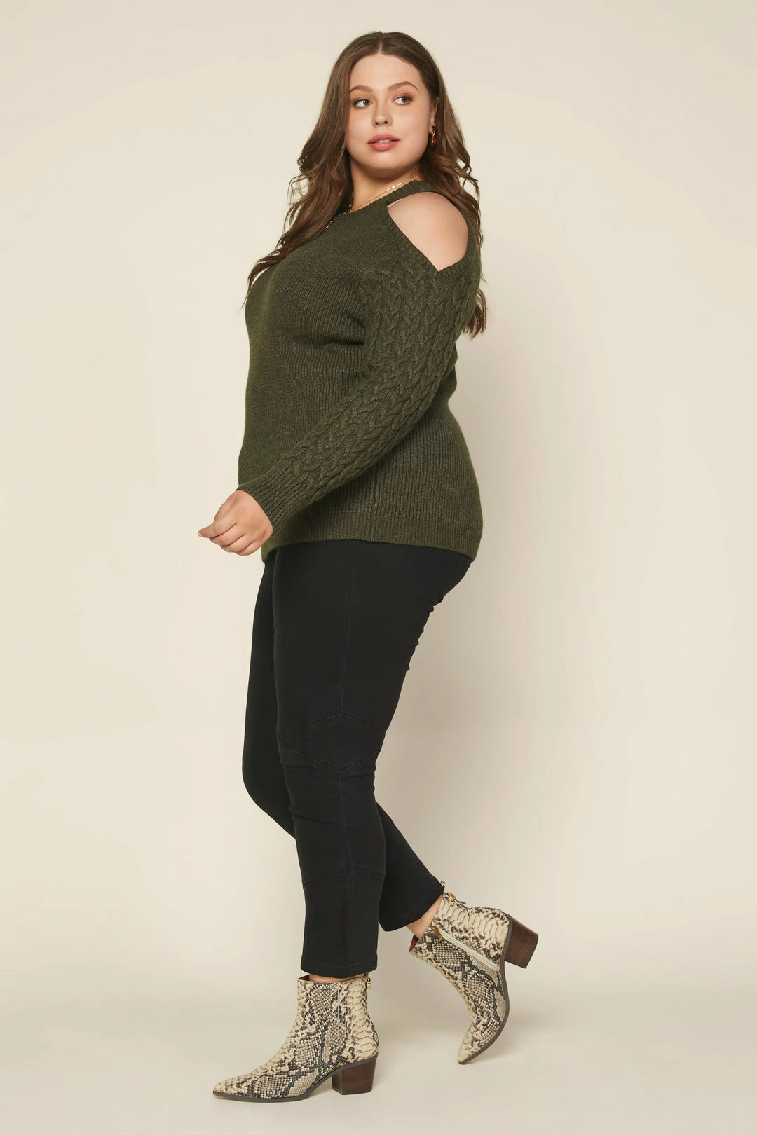 SKIES ARE BLUE Clothing Plus Size - Layla Cutout Shoulder Sweater 4 SKIES ARE BLUE Clothing Plus Size - Layla Cutout Shoulder Sweater