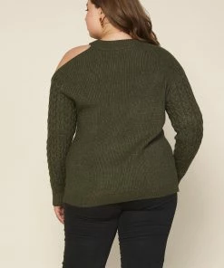 SKIES ARE BLUE Clothing Plus Size - Layla Cutout Shoulder Sweater 9 SKIES ARE BLUE Clothing Plus Size - Layla Cutout Shoulder Sweater