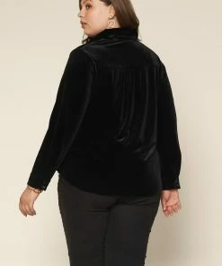 SKIES ARE BLUE Plus Size - Velvet Button Down Top 13 SKIES ARE BLUE Plus Size - Velvet Button Down Top