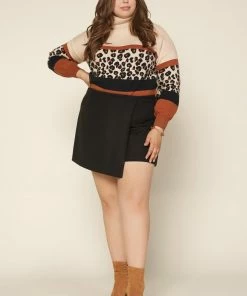 SKIES ARE BLUE Plus Size - Front Wrap Skort